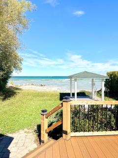 Collingwood Waterfront Retreat - 7