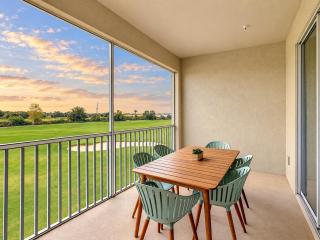 Unique 3BR condo with Waterpark - 5