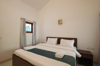 Manzel - Sunlit 2BR Villa, Walk to Candolim Beach - 6