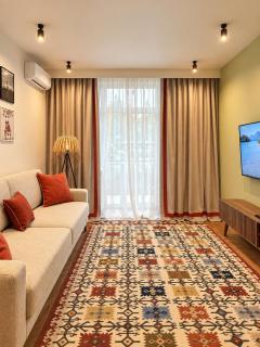 Golden Square Boutique Apartment - 4