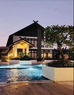 Royal Ocean crest 1BR-Peaceful Poolside Escape - 2