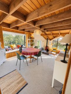 Azalea Cottage - 2