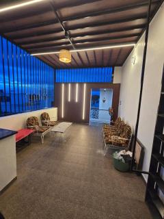 Liya premium Family Homestay - 0