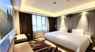Lavande Hotel·Heyuan Bavaria - 2