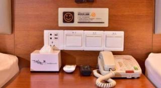 Jtour Inn Xianning Chongyang Taoxi Avenue - 3