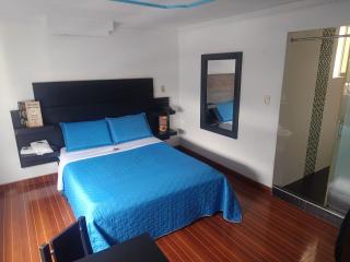 HOTEL EL PARAISO - 4