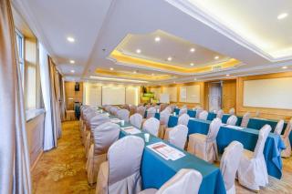 Vienna Hotel Urumqi Railway Administration Academy of Sciences - 1