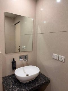 Hotel Happy Inn - Laxmi Nagar - 6