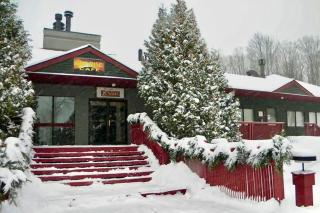 SlopeSide Chalet- Ski to and from your home! - 8