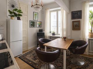 Stylish Apartment in the Heart of Helsinki - 8