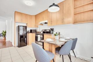Laurier Suites - 5