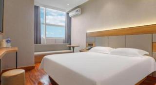 GreenTree Inn Shanghai Hongqiao Hub Convention Center Jinghua Road Shell Hotel - 1