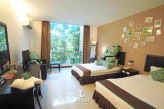 I Hotel - 4