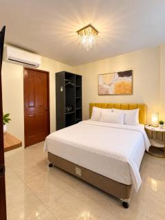 Acapulco Resort & Suites - 1
