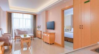 Vienna Classic Hotel Guangdong Yangxi Moon Bay - 2