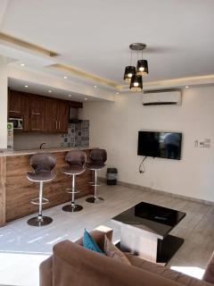 Alweibdeh Corner Apartment - 5