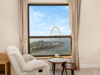 Luxurious 2BHK Sea & Dubai Eye View - 0