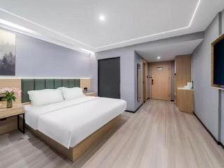 GreenTree Inn Taizhou Gaogang District Business Hotel - 9