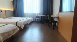 GreenTree Inn Suzhou Wujiang Zhenze Town Zhennan Road Express Hotel - 1