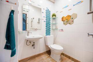 Super nice townhouse in city center, 10 minutes walk to beach, night market ... - 3