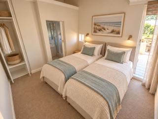 Vela Vie - Luxury Coastal Apartment - 8