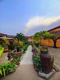 Acacia Boutique Hotel - 2