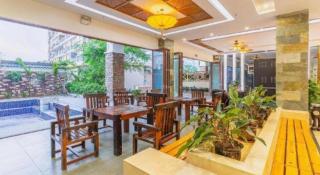 Mango Sea View Hotel - Sanya - 6