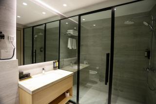 Black Diamond Hotel - 1