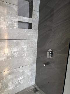 Artist's Abode - 7