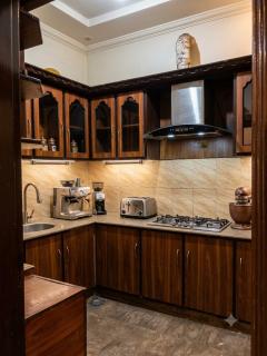 Trueshine House - 2