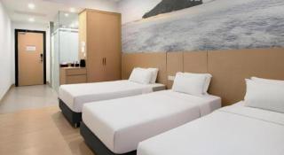 D Arc Hotel - 1