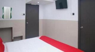 OYO 89851 Leila Hotel - 4