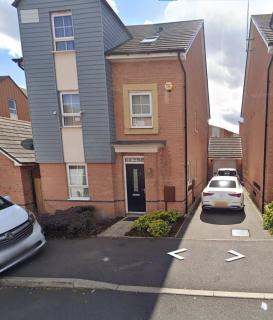 Spacious Holiday House in Central West Midlands - 6 Bedrooms - 5