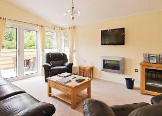 Longnor Wood Holiday Park - Longnor - 4