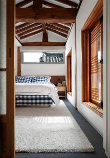 Korea Premium Hanok with Private Jacuzzi in Bukchon Village near Gyeongbokgung, Gwanghwamun, Jongno, Seoul - 4