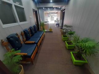 Hotel O by OYO Graceland - 9