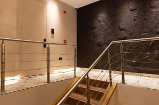 Middle Tirana Hotel - 4