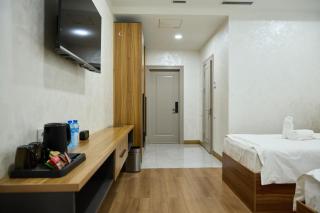 Avant Express Hotel Pool&Spa - 9