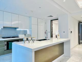 Luxury 4BR Villa with Pool and Maid & Driver Room - 4