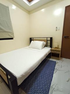ZMZ Silang Stylish 2BR Loft with Rooftop Deck near Tagaytay - 4