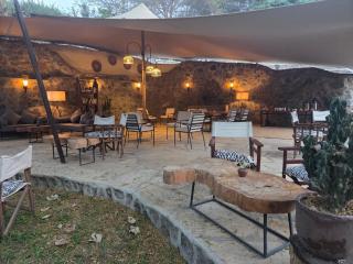 Dolly Farm & River Camp, Luxury Tents - 5