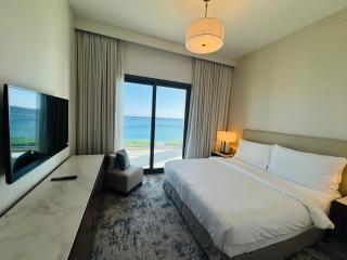 3 Bedroom Sea View Oscar Apartment in Address Beach Resort Fujairah - 3