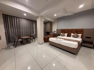 hotel shivalik inn - 9