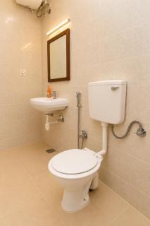 New Luxury 1BR Apartment F1 Pool Fully Equipped Kitchen Parking & Washing Machine Near Calangute & Baga Beach - 1
