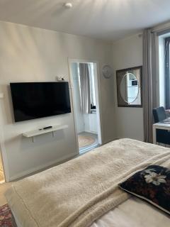 Studio in the city center FREE PRIVATE PARKING with heating plug - 2