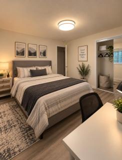 3BR Near SEA Airport Free Parking & Large Yard - 2