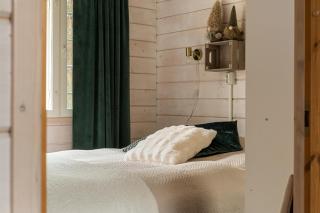 Unelmasäleikkö 2, Cozy Finnish Lapland Villa near Levi with Private Sauna & Fireplace - 2
