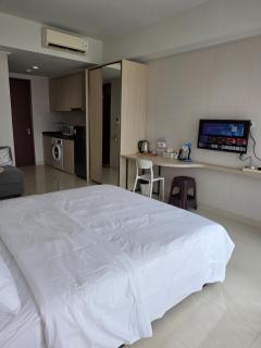 Green Sedayu Apartment Executive Suite By Ellison - 6