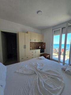 Roxhensi Apartments - 2