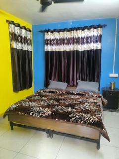 Triund Guest House - 1